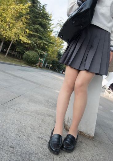欧美英俊帅哥视频_BD韩语高清迅雷在线观看