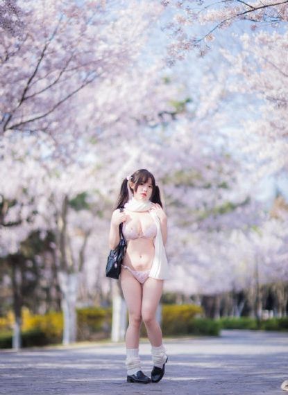 日韩精品精品不卡雨宫琴音小孩_剧情片在线观看